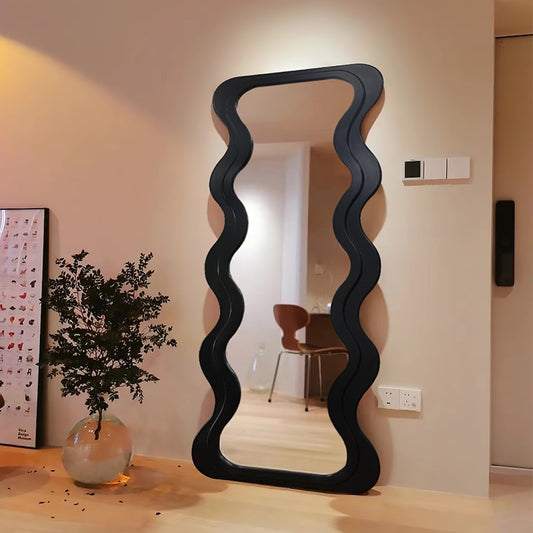 Wavy Full-body Grand Mirror